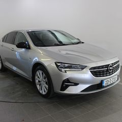 Opel Insignia 2022