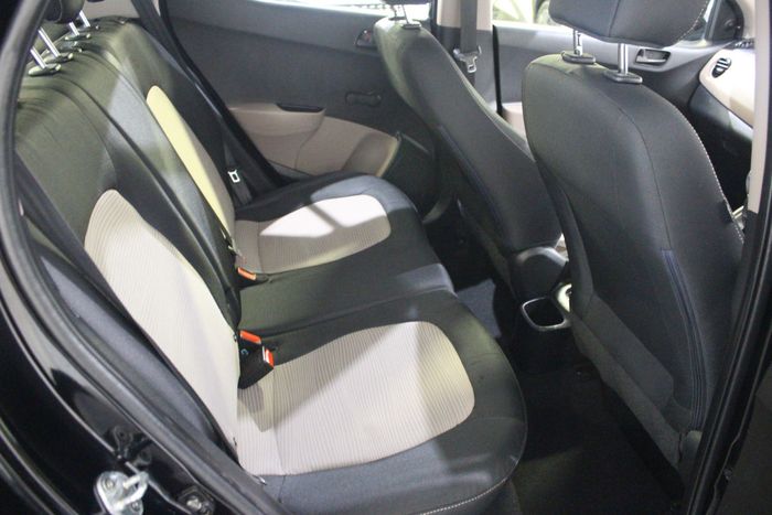 Hyundai i10 2016