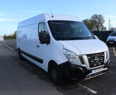 Nissan NV400 2019
