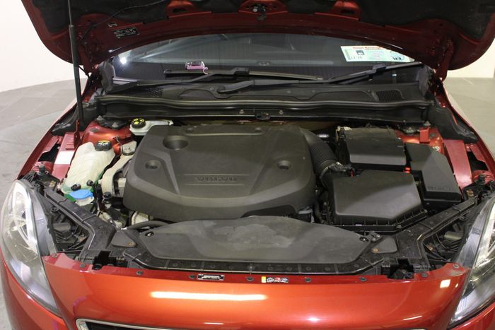 Volvo V40 2016