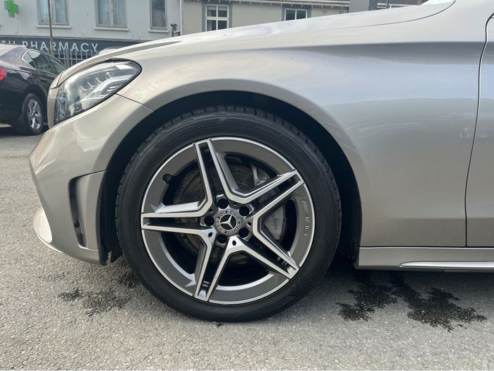 Mercedes-Benz C-Class 2021
