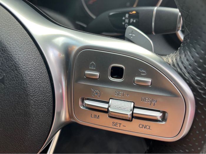 Mercedes-Benz C-Class 2021