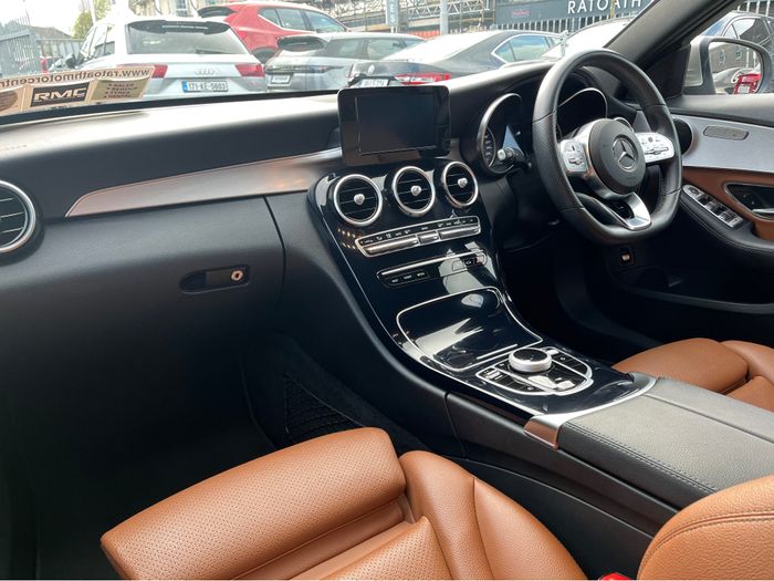 Mercedes-Benz C-Class 2021