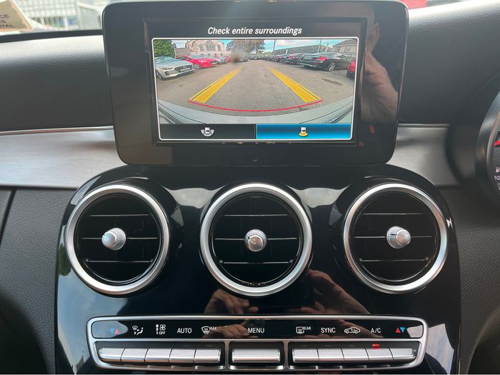 Mercedes-Benz C-Class 2021