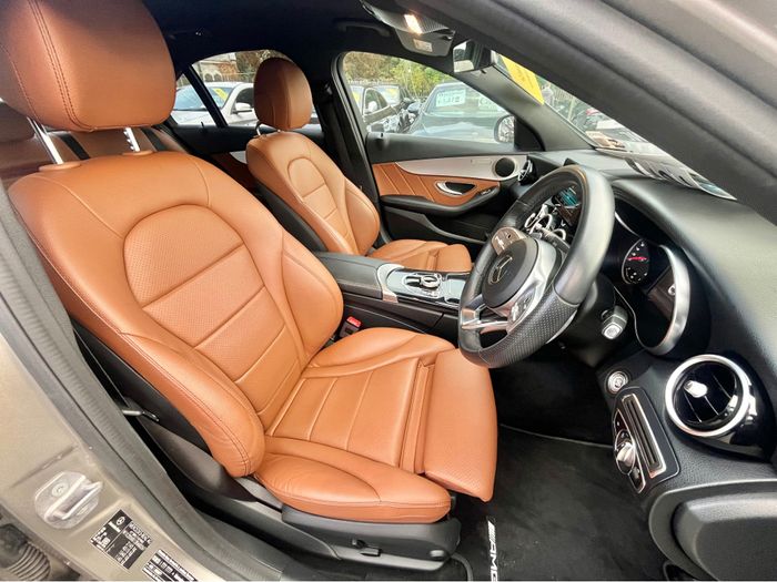 Mercedes-Benz C-Class 2021