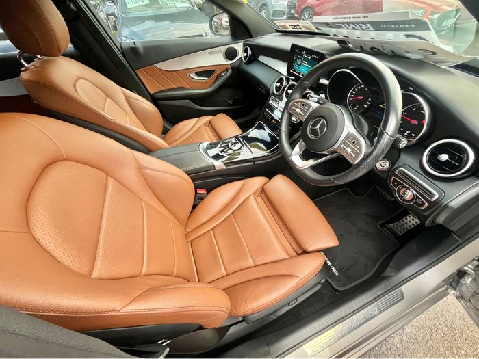 Mercedes-Benz C-Class 2021