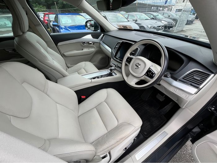 Volvo XC90 2019