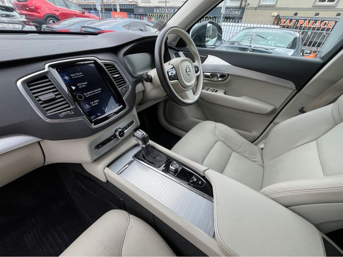 Volvo XC90 2019
