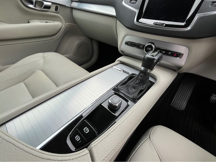 Volvo XC90 2019