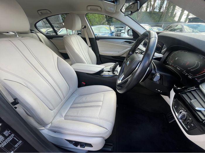 BMW 5 Series 2021