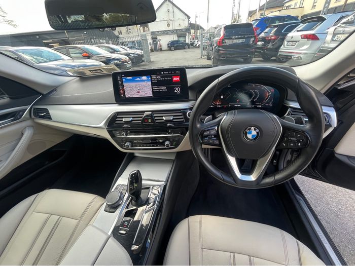 BMW 5 Series 2021