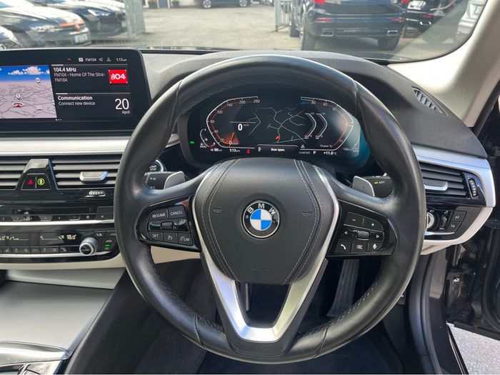 BMW 5 Series 2021