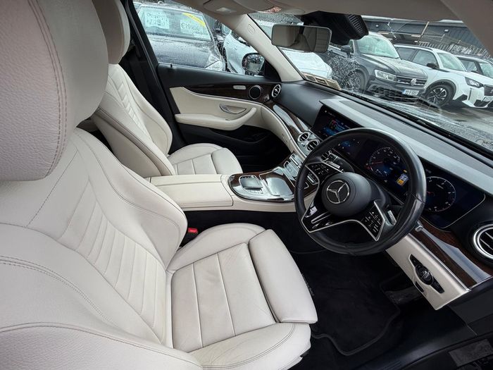 Mercedes-Benz E-Class 2021