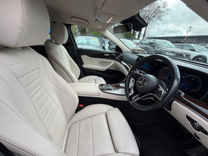 Mercedes-Benz E-Class 2021