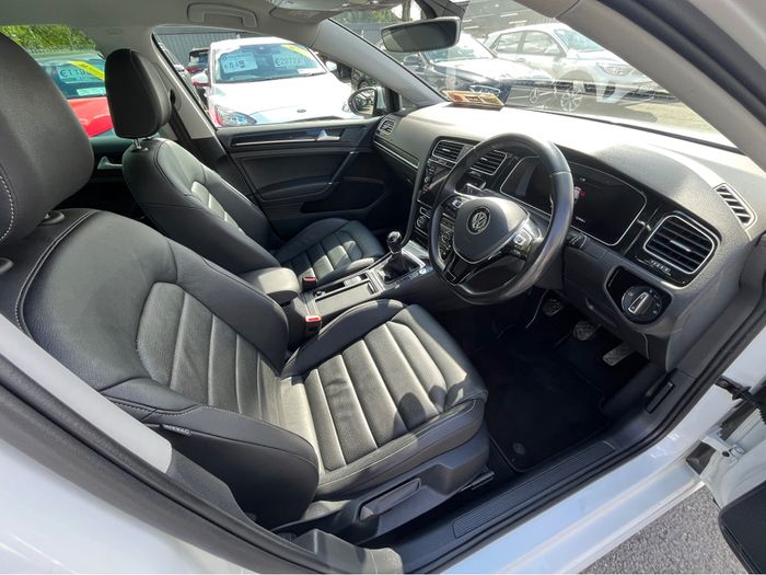 Volkswagen Golf 2020