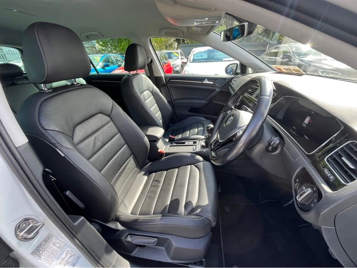 Volkswagen Golf 2020