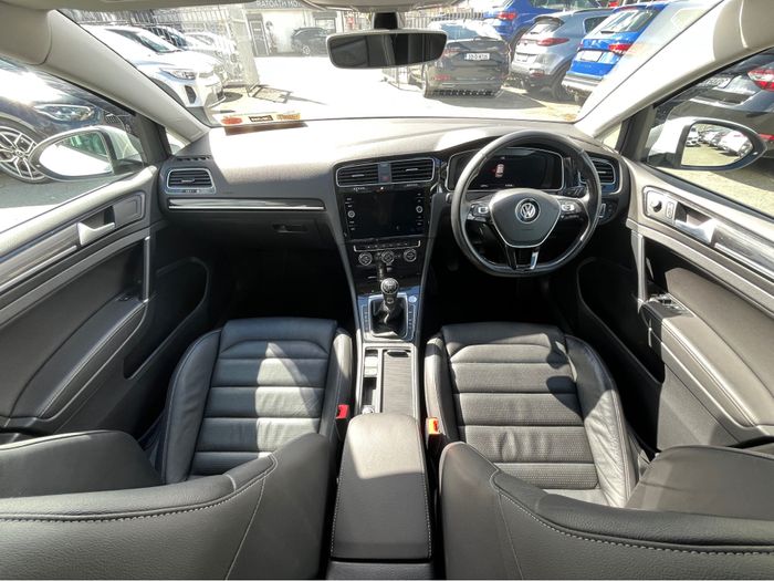 Volkswagen Golf 2020