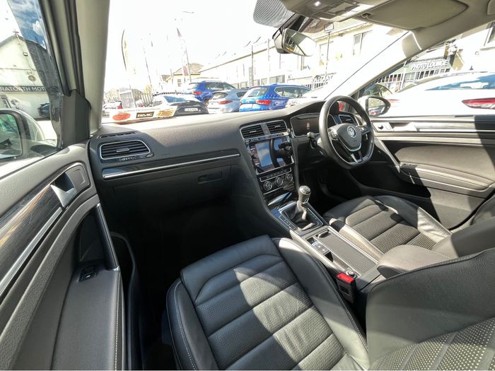 Volkswagen Golf 2020