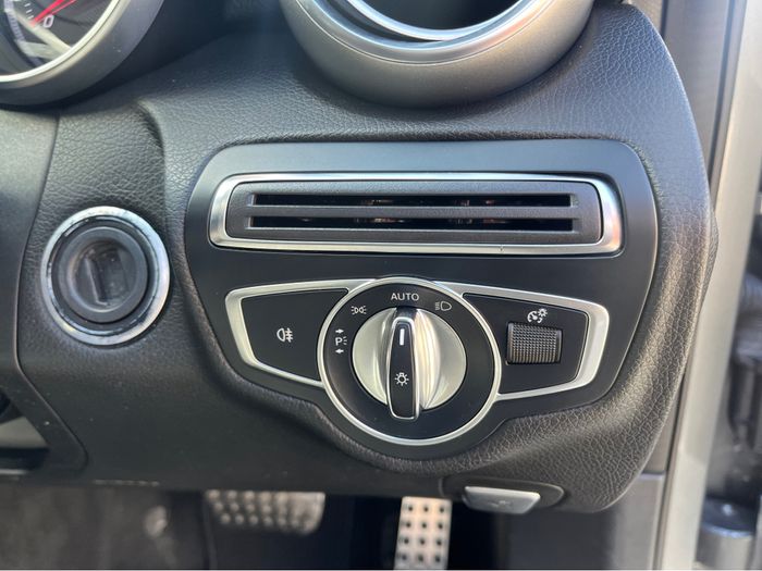 Mercedes-Benz C-Class 2018