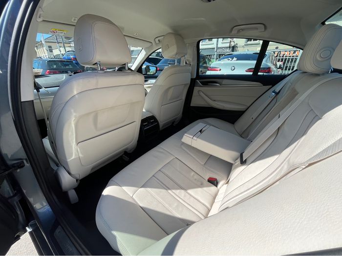 BMW 5 Series 2020