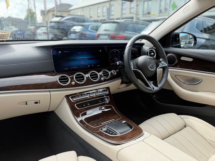 Mercedes-Benz E-Class 2021