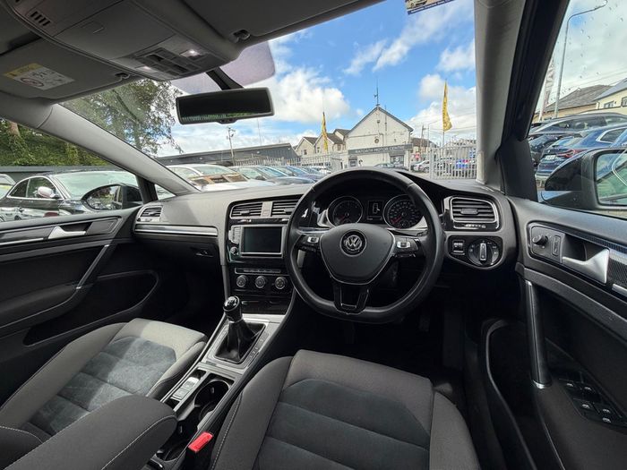 Volkswagen Golf 2016