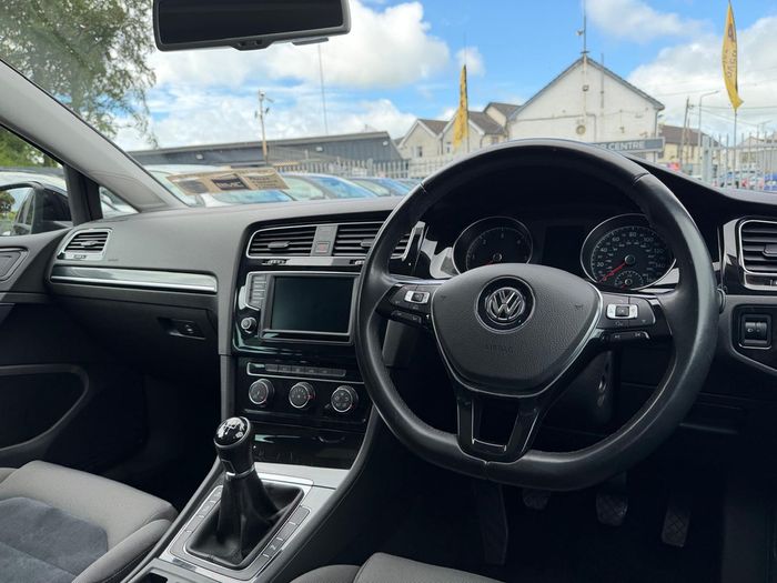 Volkswagen Golf 2016