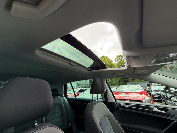 Volkswagen Golf 2016