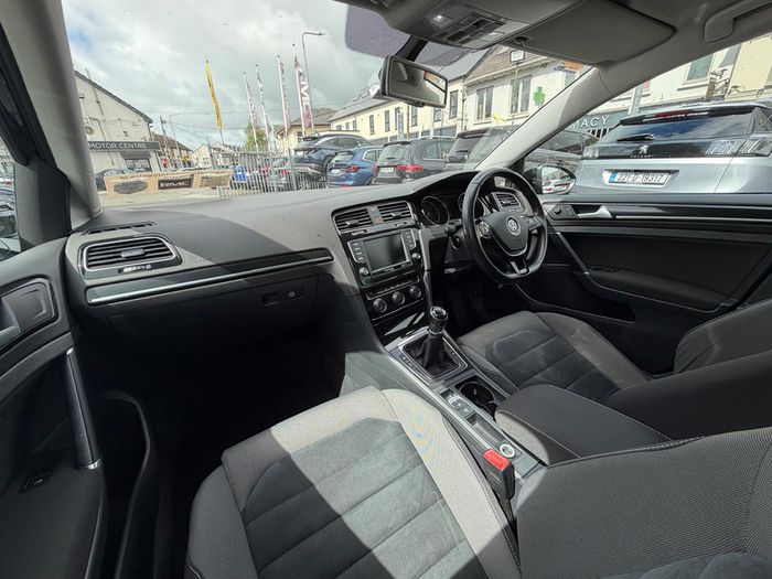 Volkswagen Golf 2016