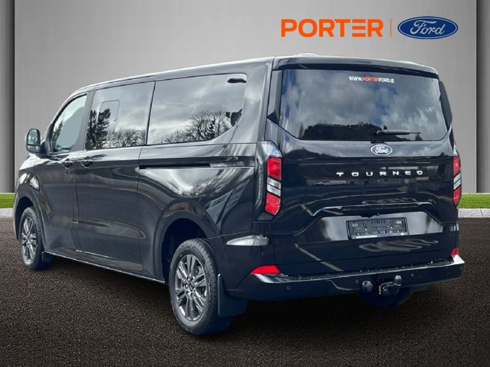 Ford Tourneo Custom 2026