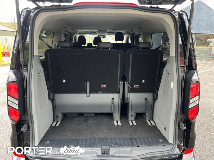 Ford Tourneo Custom 2026
