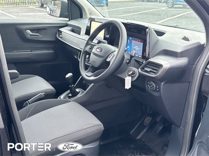 Ford TRANSIT COURIER 2026