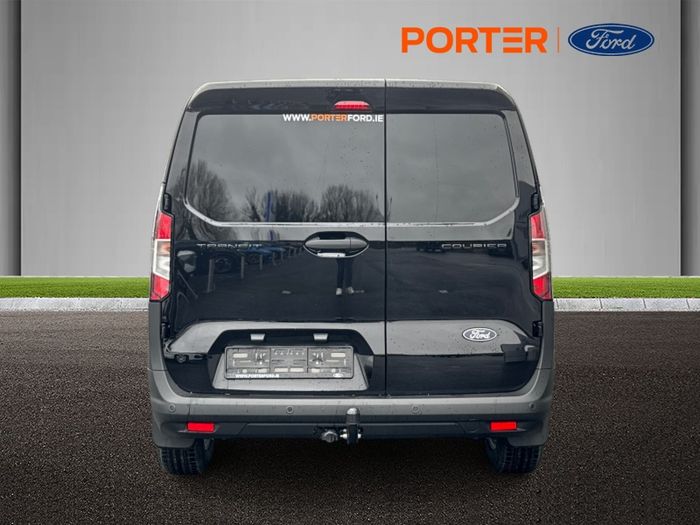 Ford TRANSIT COURIER 2026