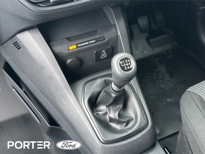 Ford TRANSIT COURIER 2026