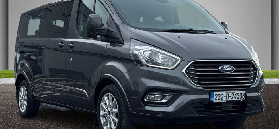 Ford Tourneo Custom 2023