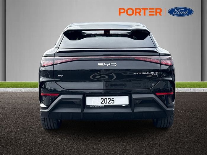 BYD SEALION 7 2025