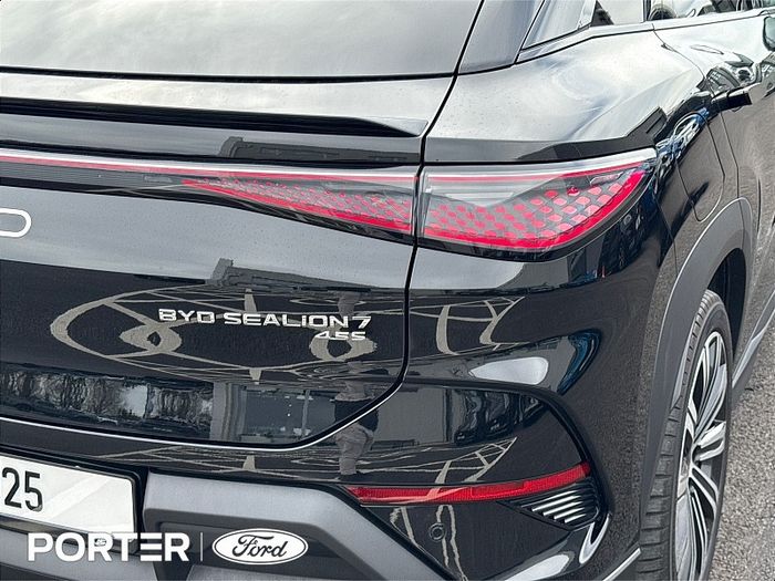 BYD SEALION 7 2025