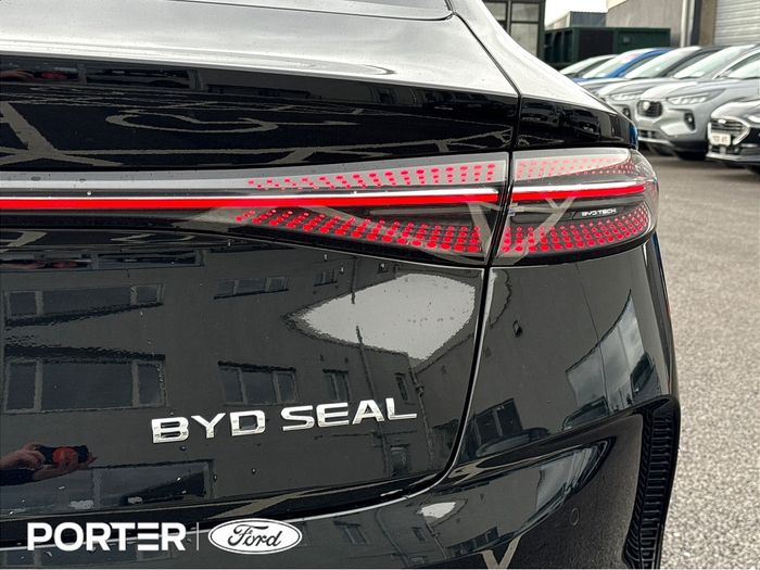 BYD SEAL 2025