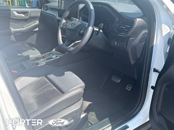 Ford Kuga 2025