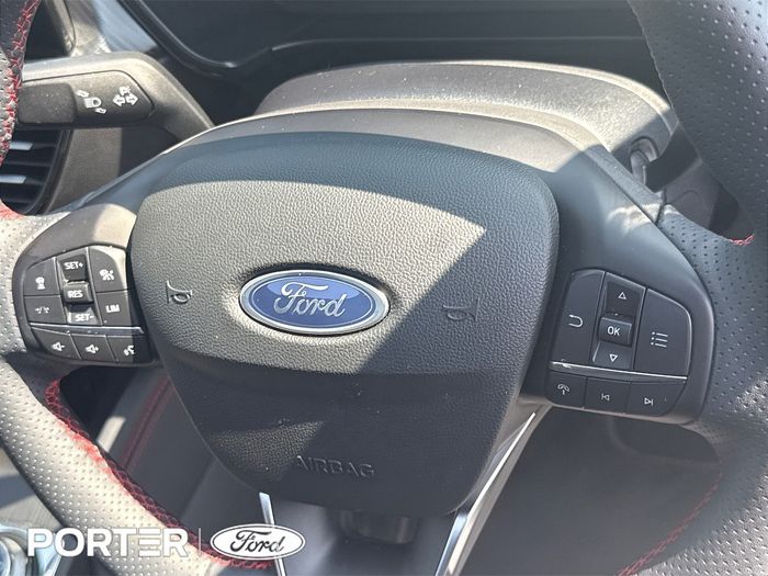 Ford Kuga 2025