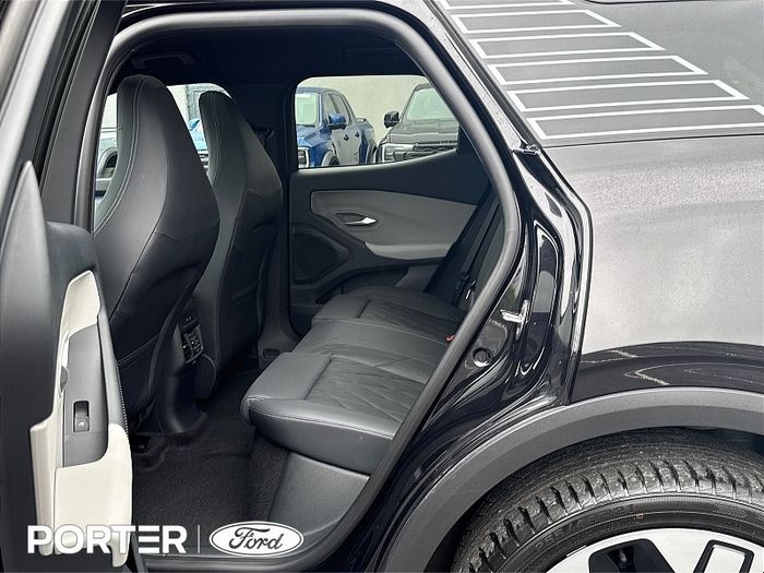Ford Explorer 2024