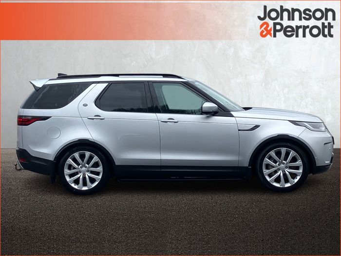 Land Rover Discovery 2023
