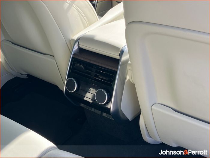 Land Rover Range Rover 2025
