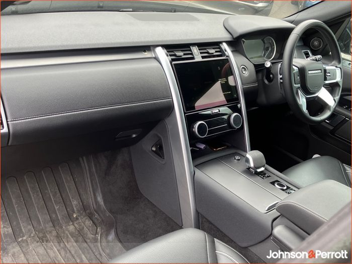 Land Rover Discovery 2023