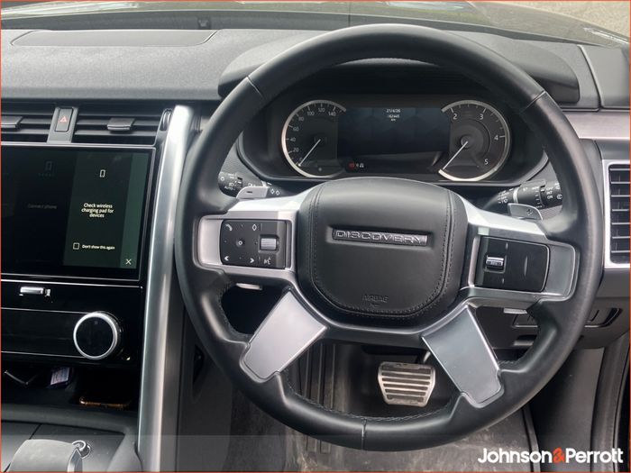 Land Rover Discovery 2023