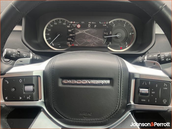Land Rover Discovery 2023