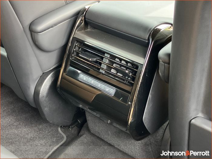 Land Rover Range Rover Sport 2025