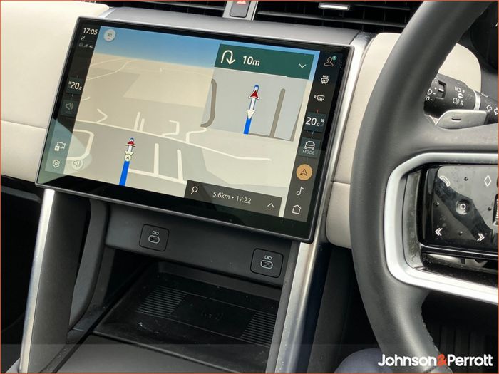 Land Rover Discovery Sport 2025