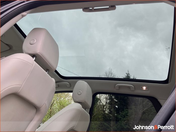 Land Rover Discovery Sport 2025