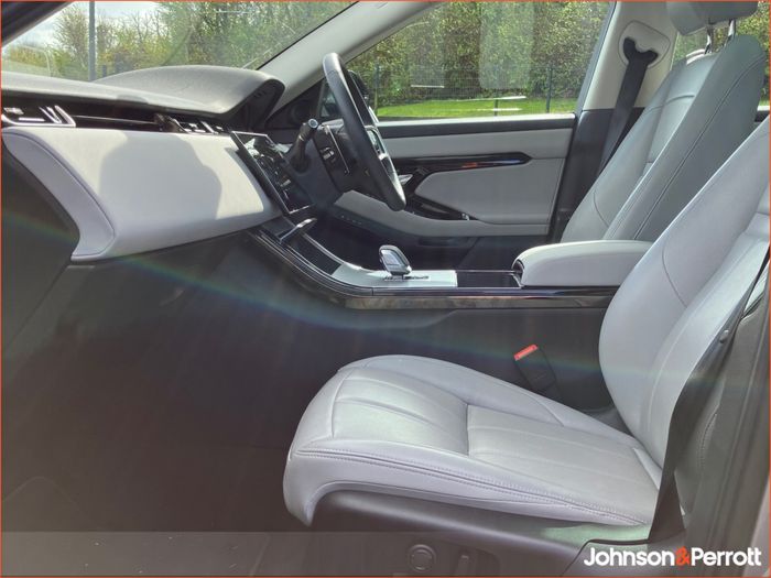 Land Rover Range Rover Evoque 2025